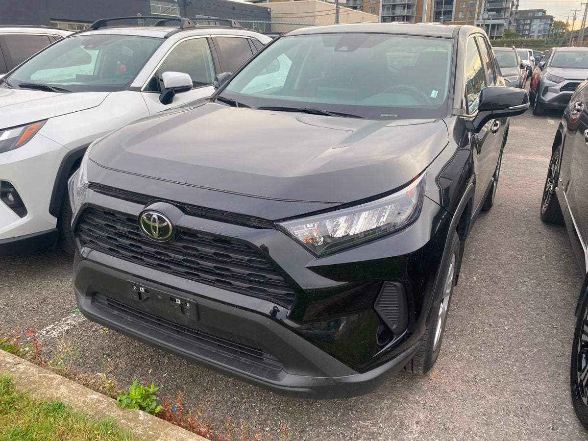 2025 Toyota RAV4 LE AWD