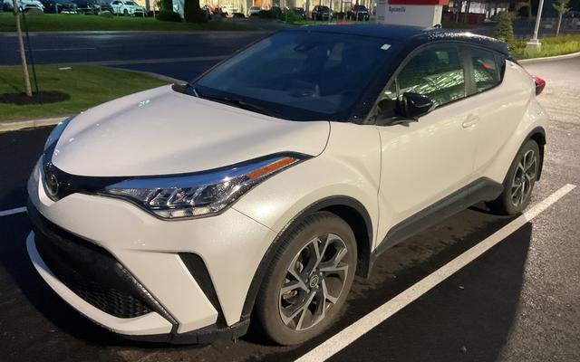 2022 Toyota C-HR XLE PREMIUM