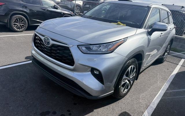 2024 Toyota Highlander Hybrid XLE