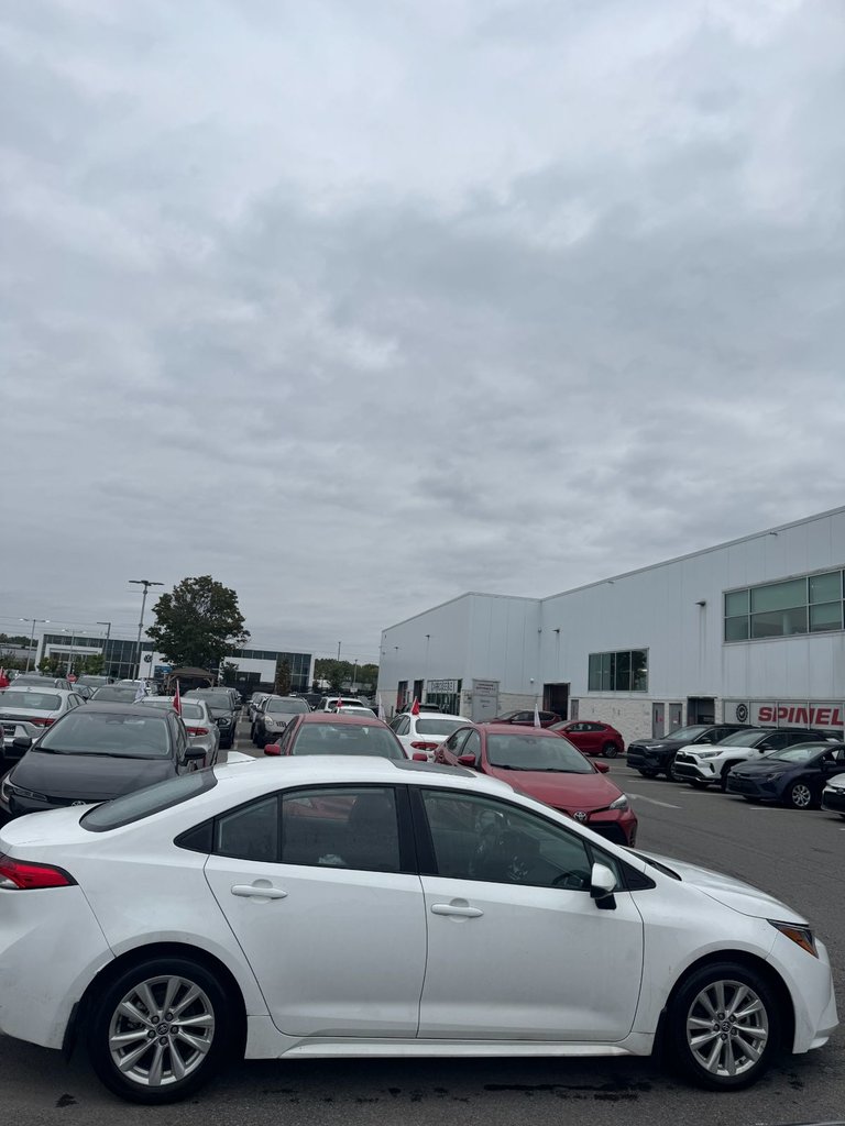 2025 Toyota Corolla LE UPGRADE