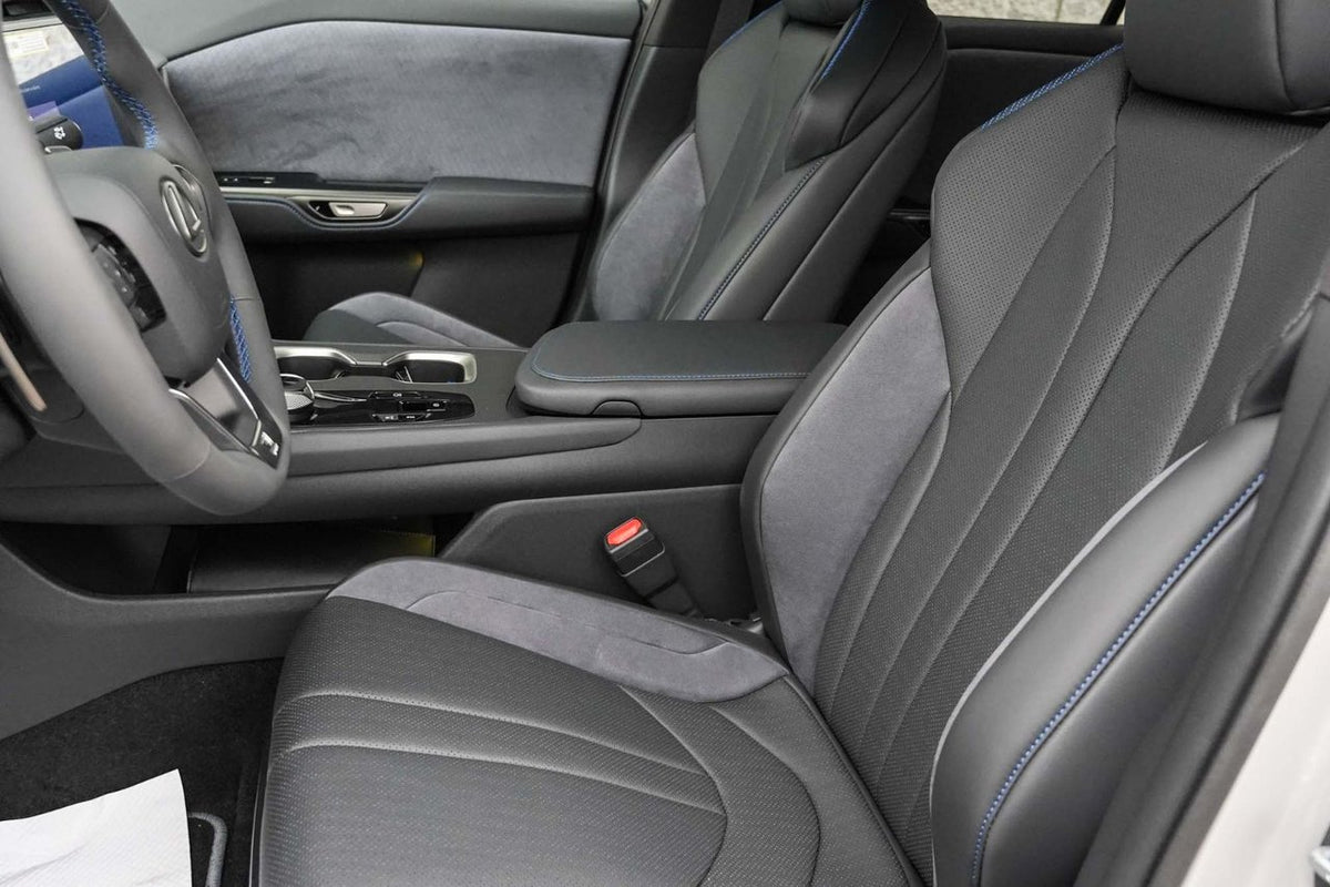 2026 Lexus RZ 550e F SPORT