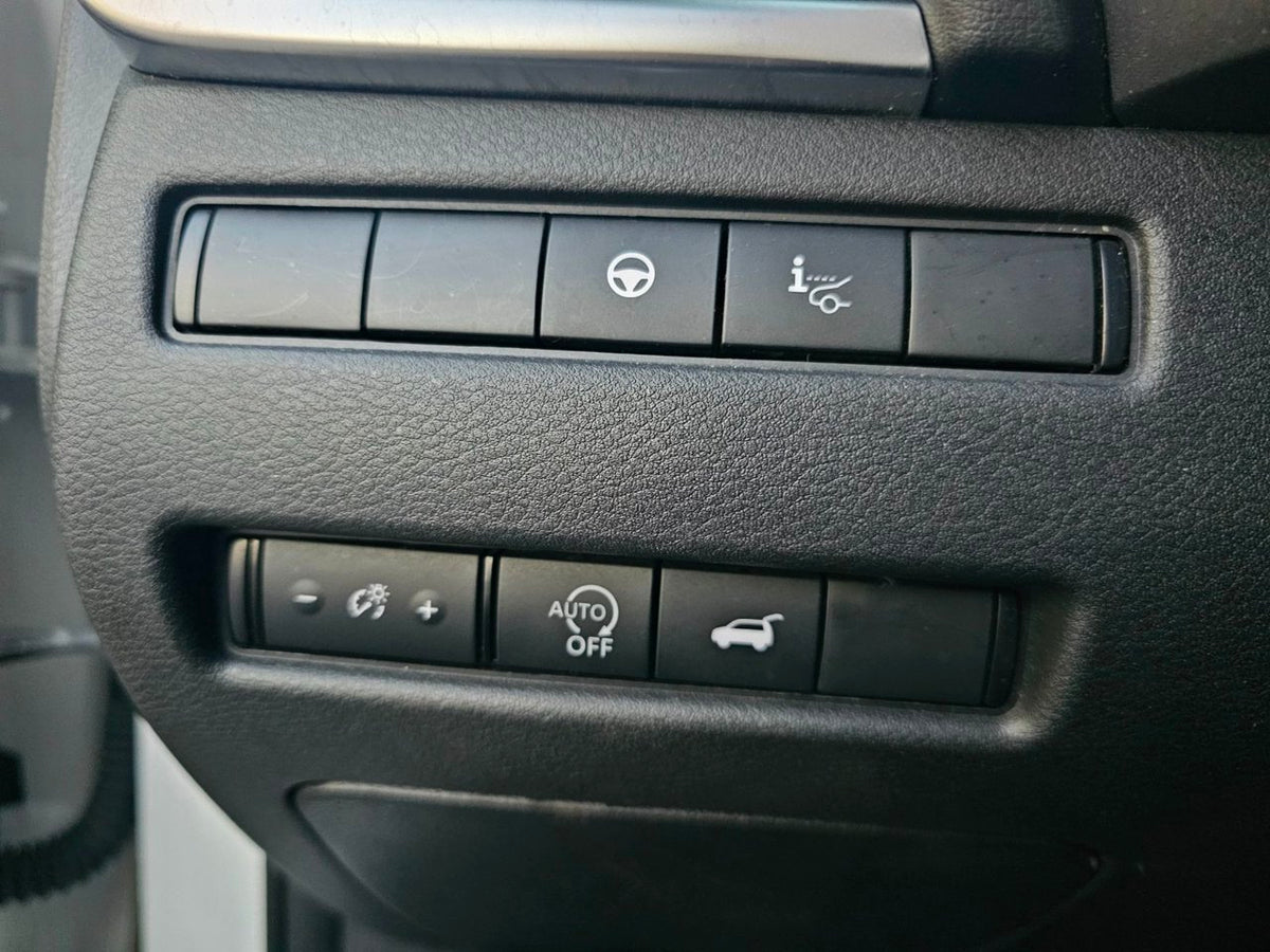 2024 Nissan Rogue PLATINUM AWD; CUIR TOIT PANO SIEGE+VOLANT CHAUFFAN