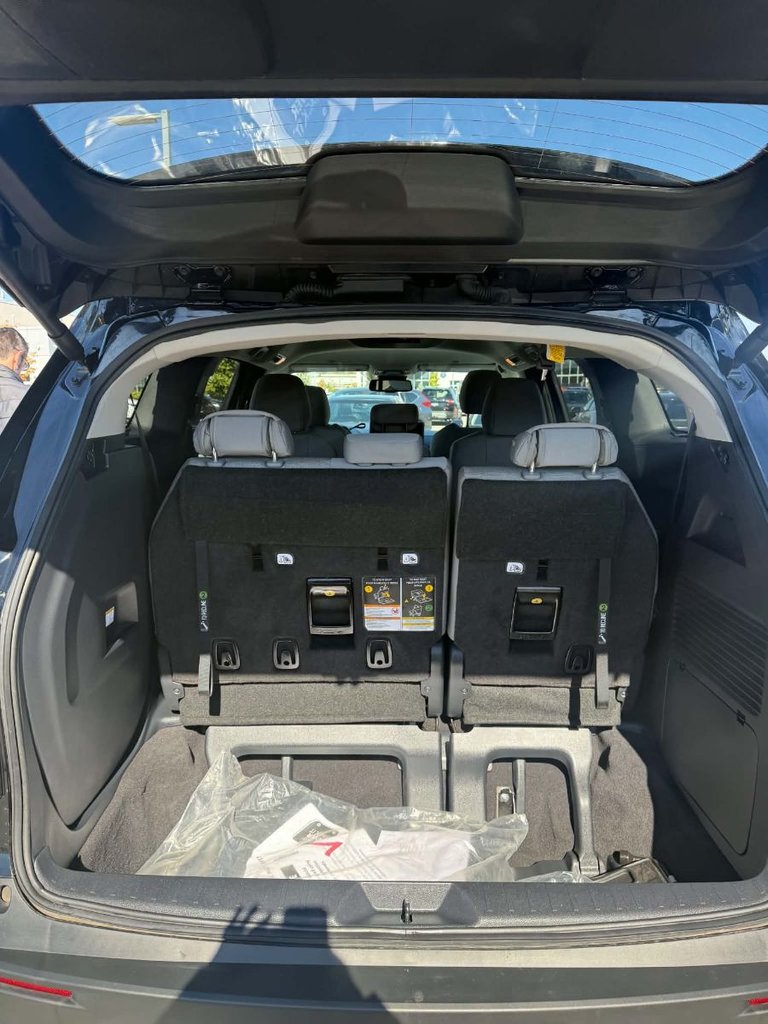2026 Toyota Sienna HYBRID LE AWD