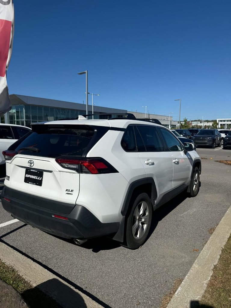 2021 Toyota RAV4 XLE AWD