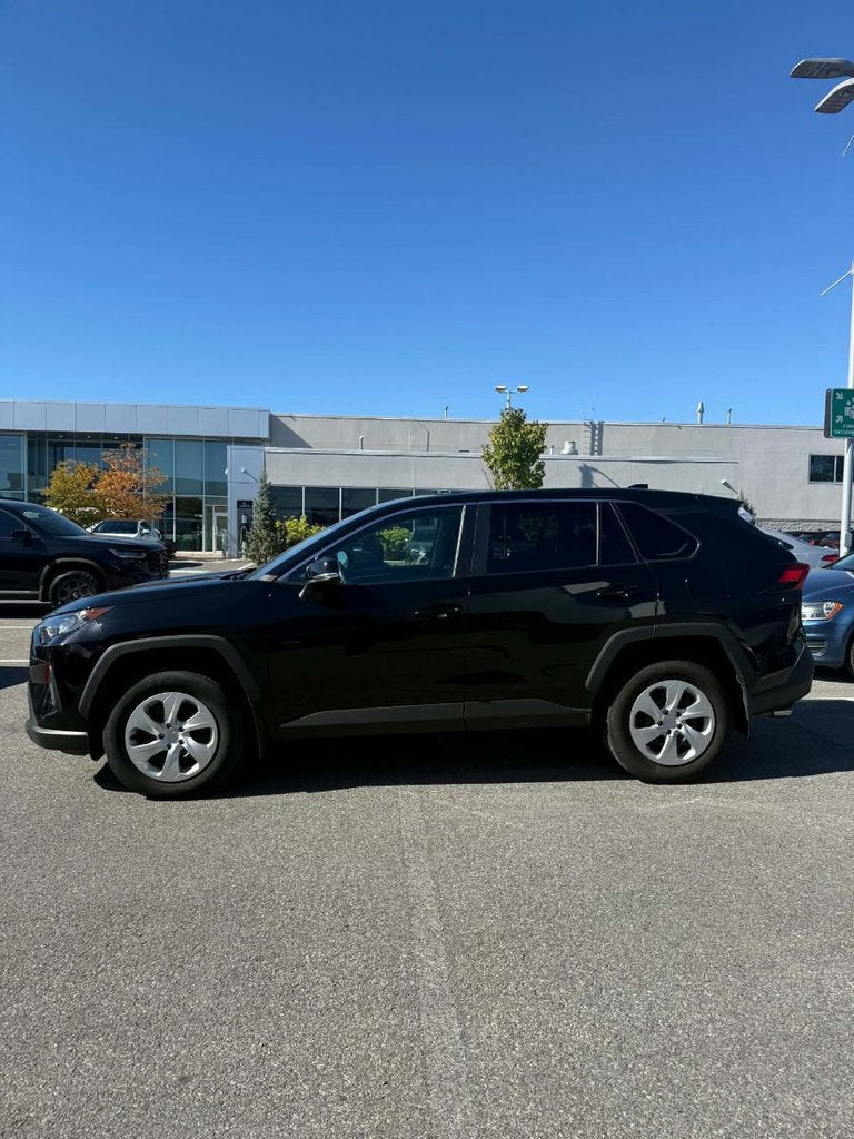 2024 Toyota RAV4 LE AWD