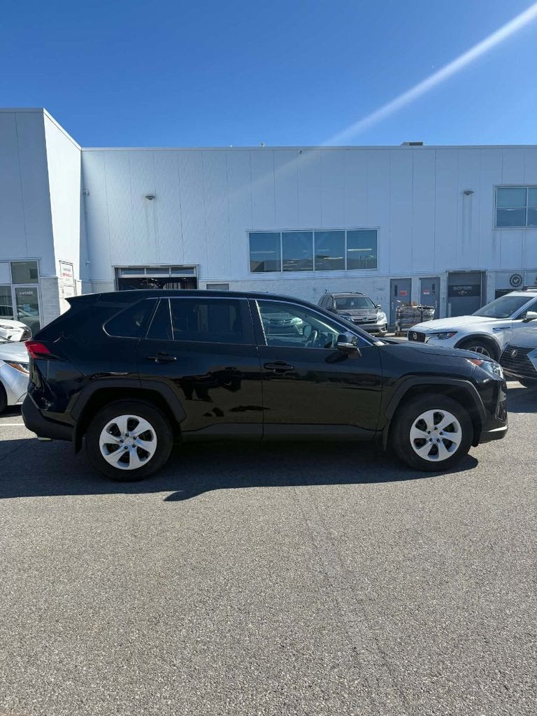 2024 Toyota RAV4 LE AWD