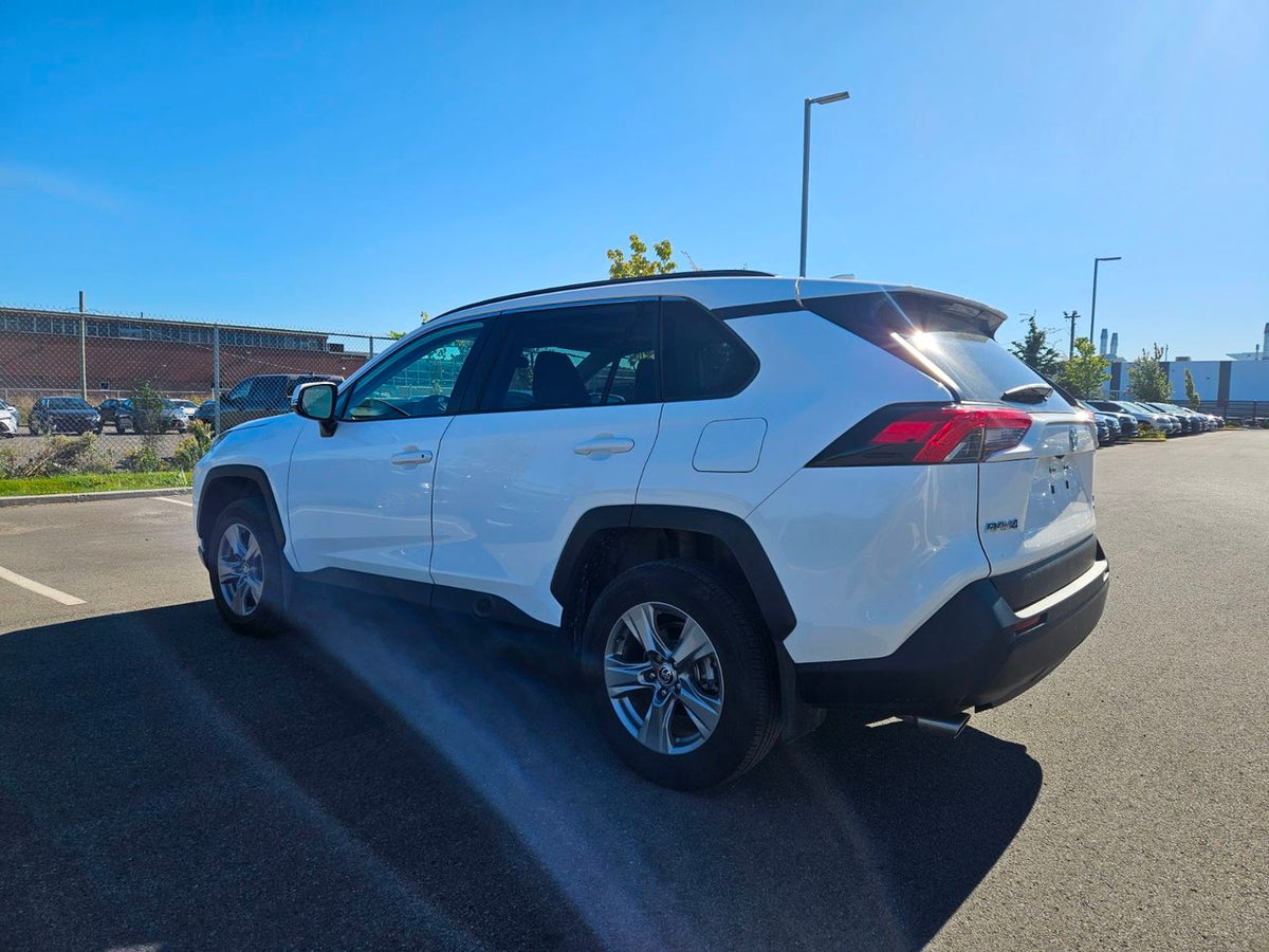 2024 Toyota RAV4 XLE/ AWD/ 118$ PAR SEMAINE - 96 MOIS