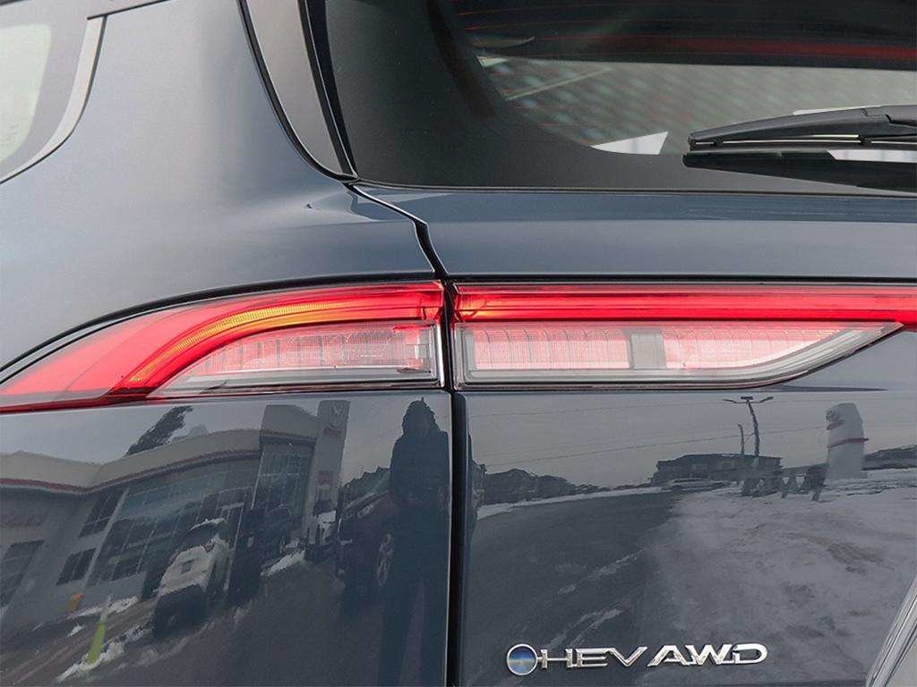 2026 Toyota Crown Signia Limited