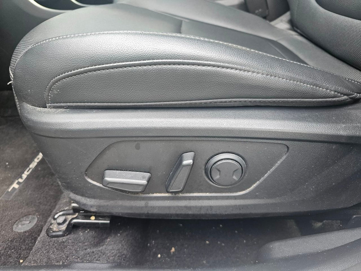 2025 Hyundai Tucson PREFERED AWD; CUIR TOIT PANO SIEGE+VOLAN CHAUFFANT