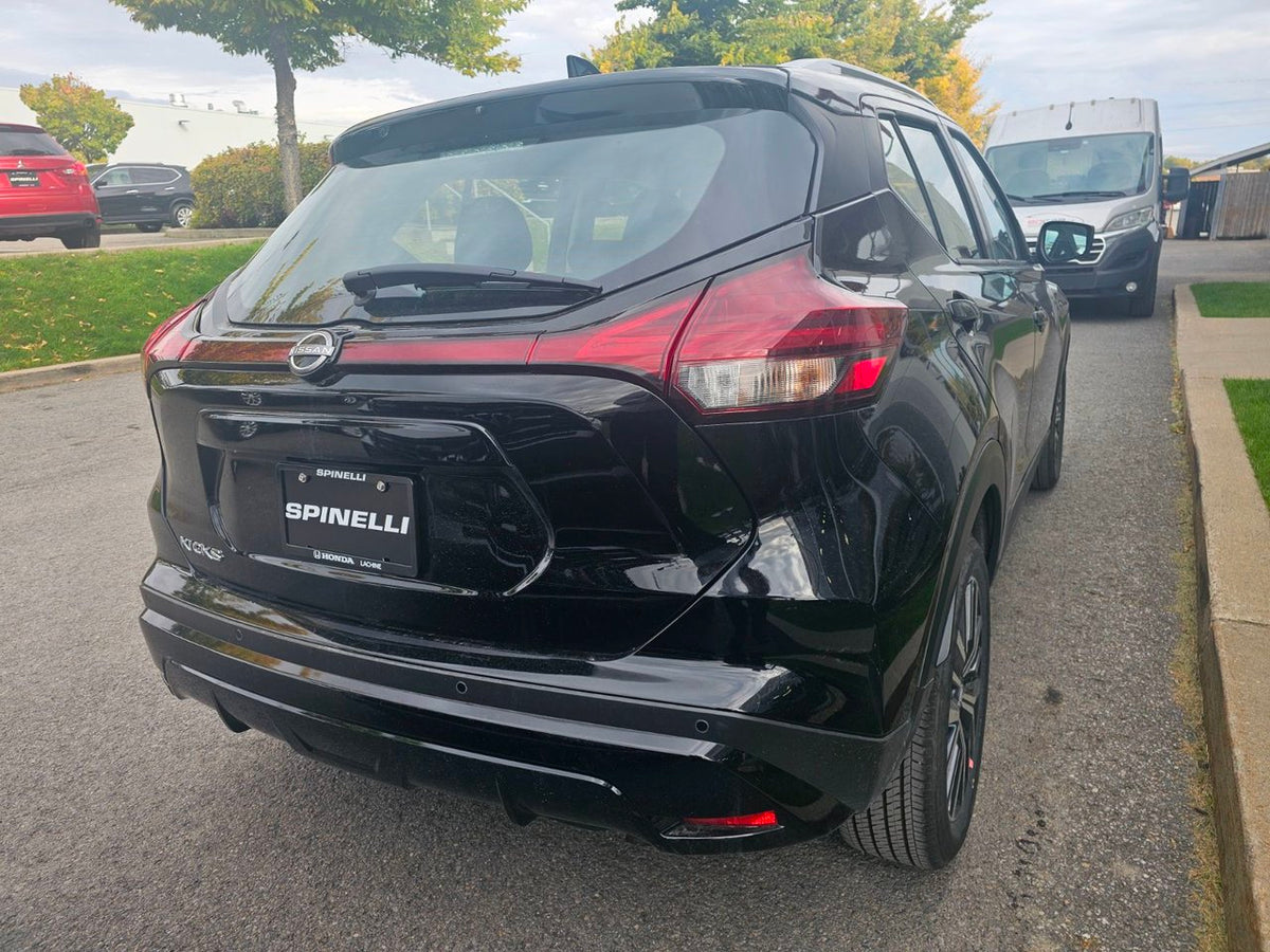 2025 Nissan Kicks Play SV FWD; ANGLES MORT SIÈGES+VOLANT CHAUFFANT MAGS