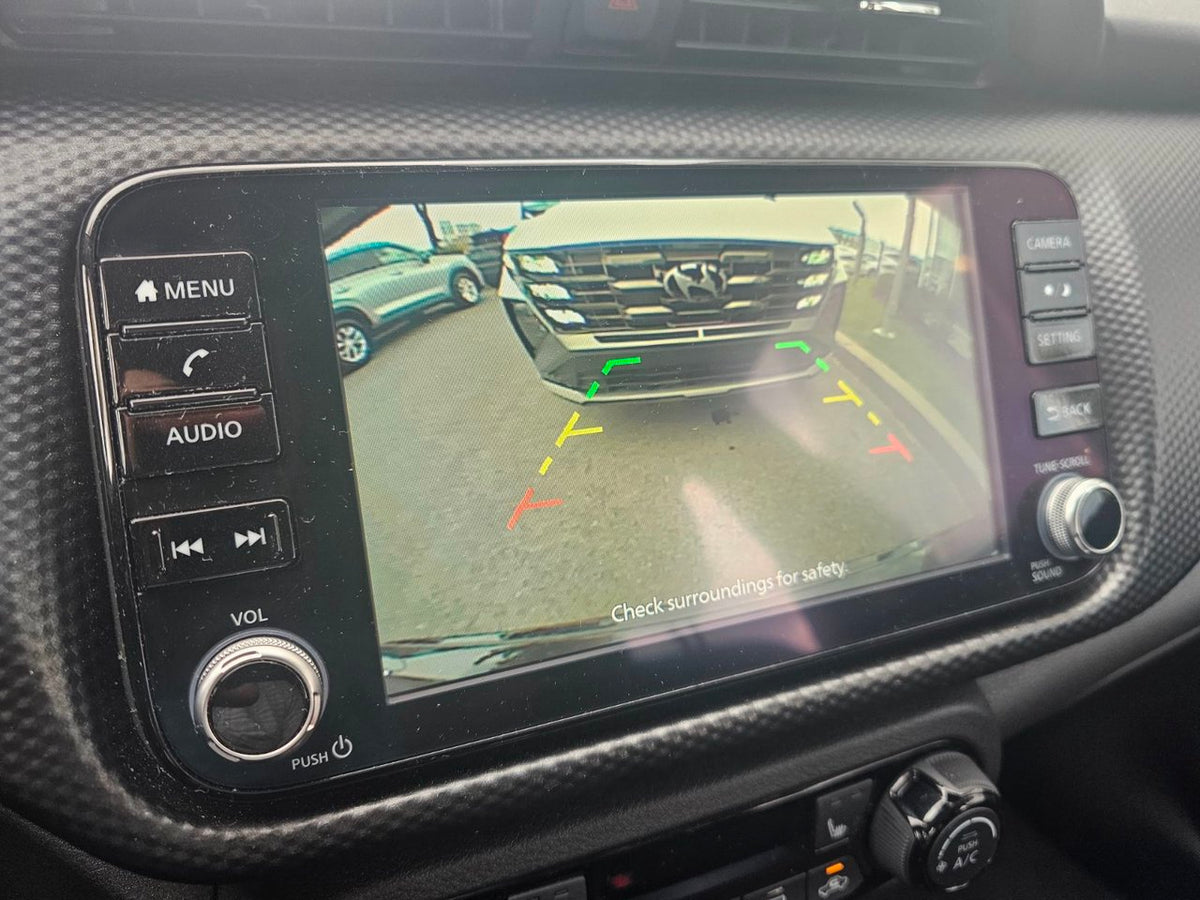 2025 Nissan Kicks Play SV FWD; ANGLES MORT SIÈGES+VOLANT CHAUFFANT MAGS