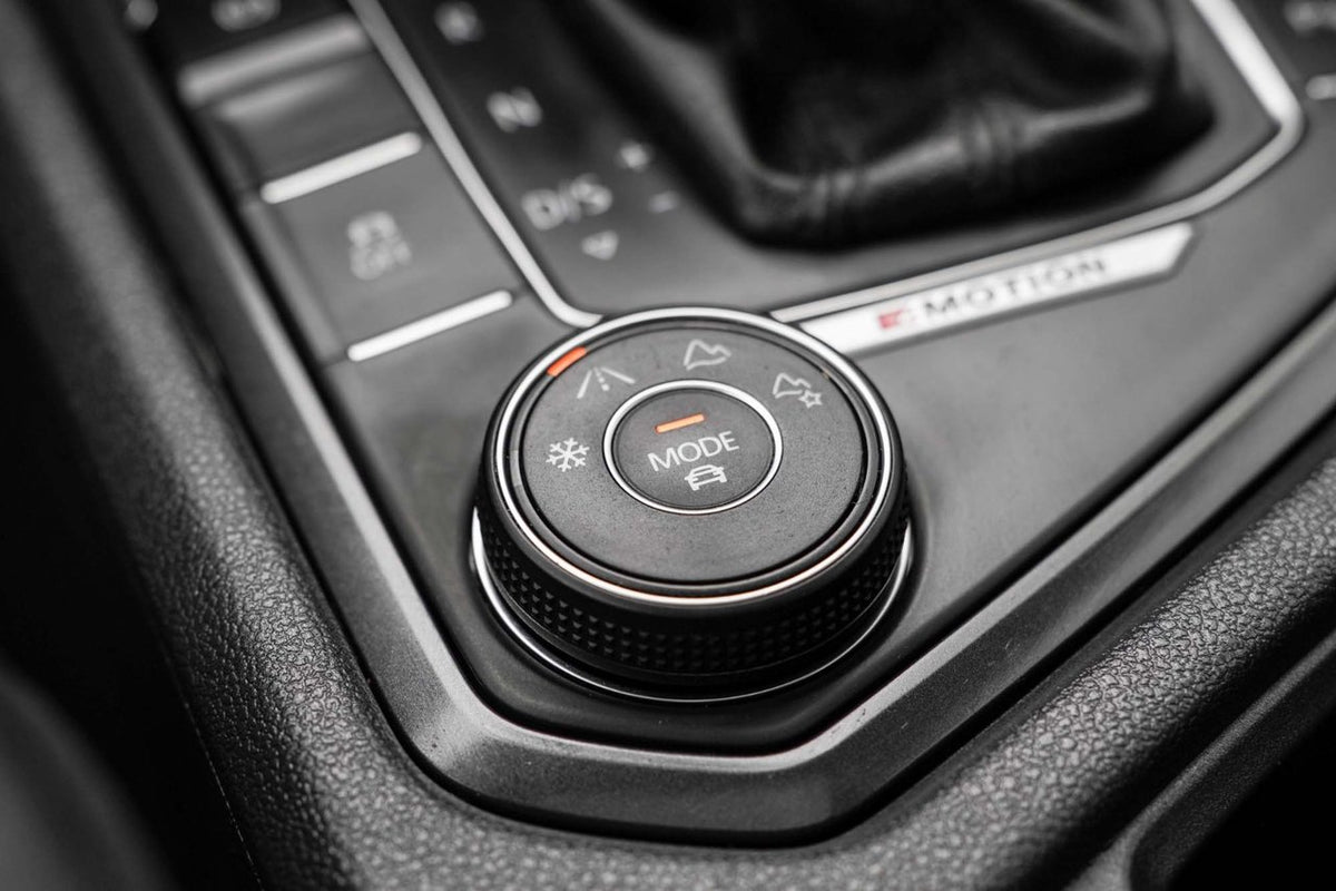 2018 Volkswagen Tiguan HIGHLINE AWD; CUIR TOIT PANO SIEGE CHAUFFANT AUDIO