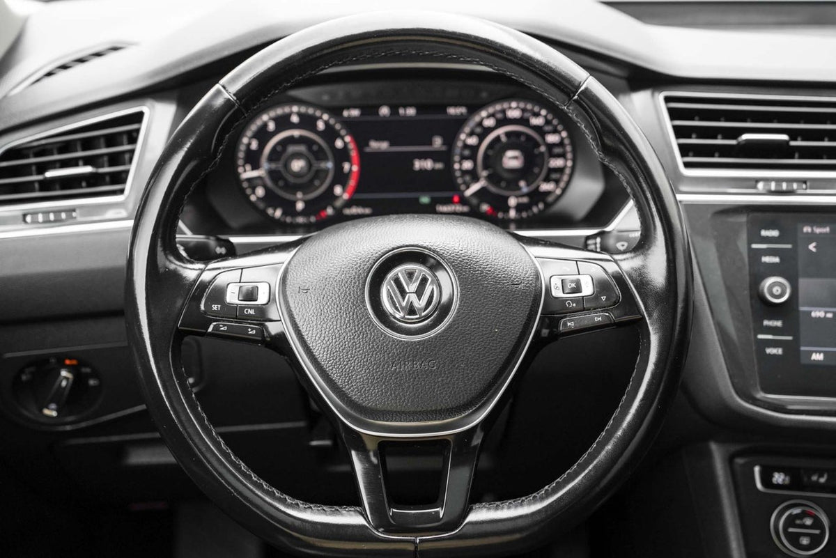 2018 Volkswagen Tiguan HIGHLINE AWD; CUIR TOIT PANO SIEGE CHAUFFANT AUDIO