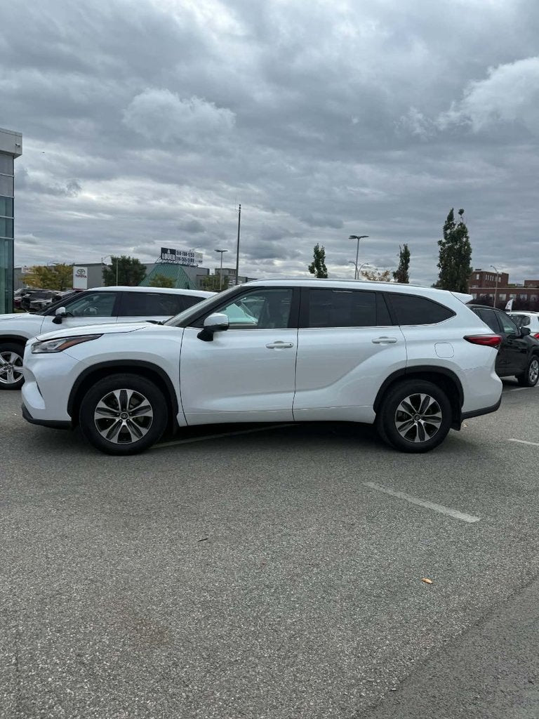2023 Toyota Highlander XLE AWD