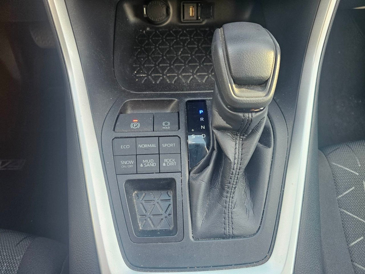 2021 Toyota RAV4 LE AWD: CAMERA ANGLES MORT SIEGE CHAUFFANT CARPLAY