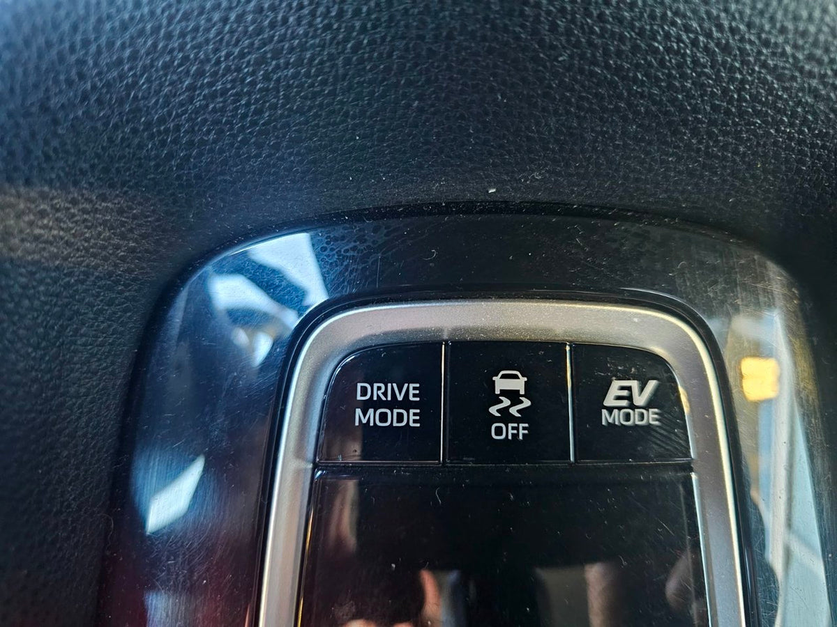 2024 Toyota COROLLA HYBRID LE; CAMERA SIEGES CHAUFFANT CARPLAY MAGS