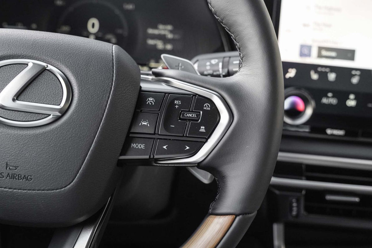 2026 Lexus RX RX 450h+