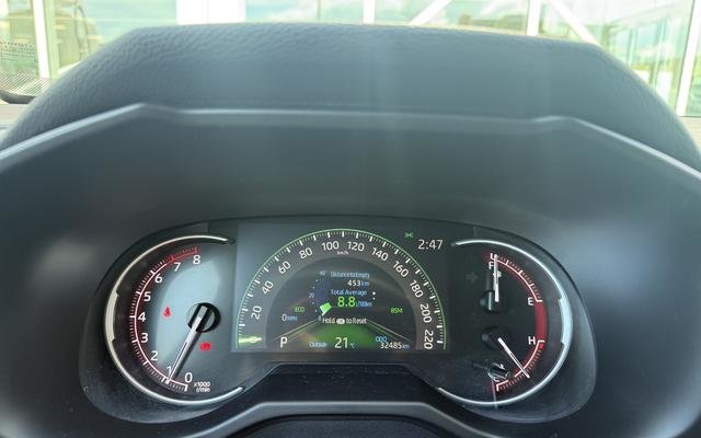 2025 Toyota RAV4 XLE PREMIUM AWD