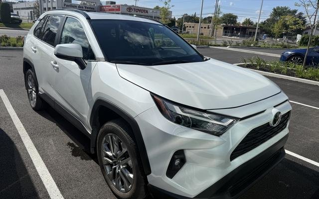 2025 Toyota RAV4 XLE PREMIUM AWD