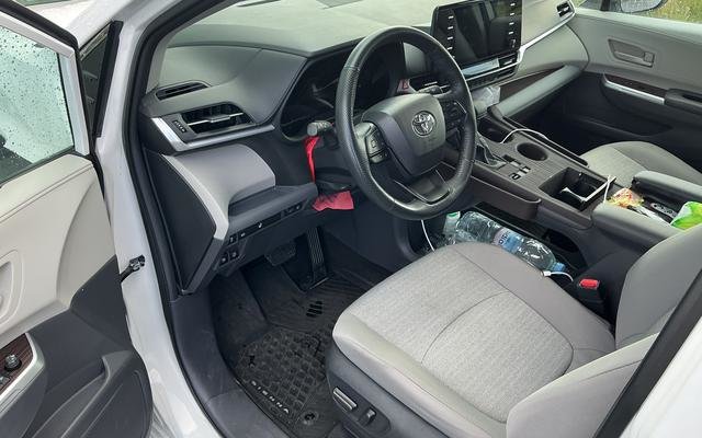 2024 Toyota Sienna LE AWD