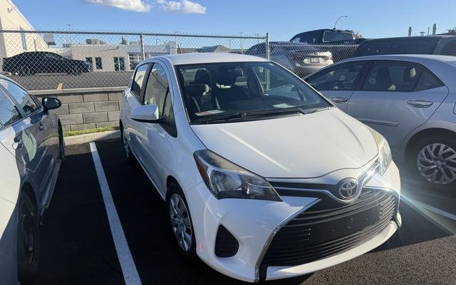 2015 Toyota Yaris LE