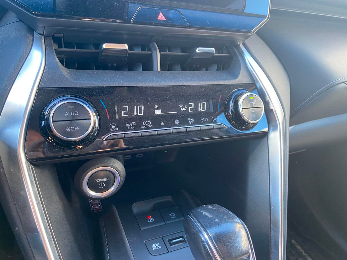 2024 Toyota Venza LE