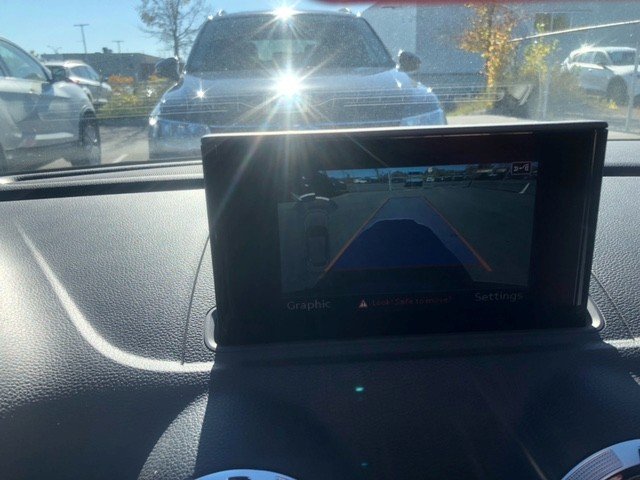 2016 Audi A3 e-tron Premium Plus