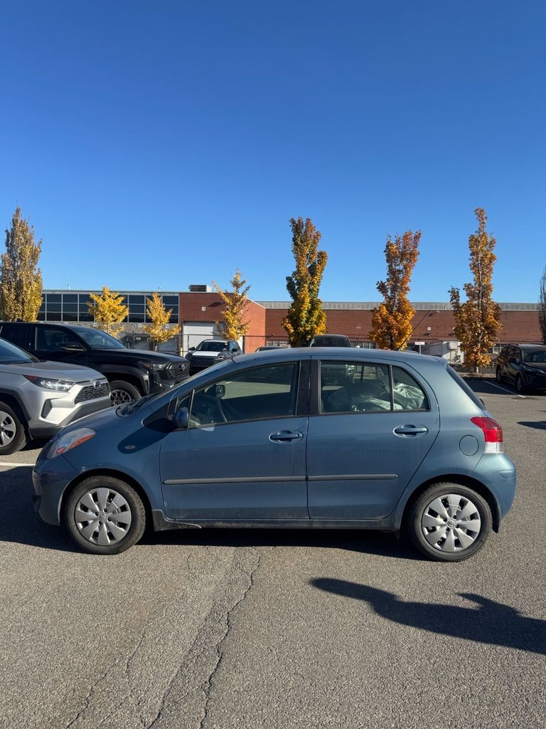 2009 Toyota Yaris BASE