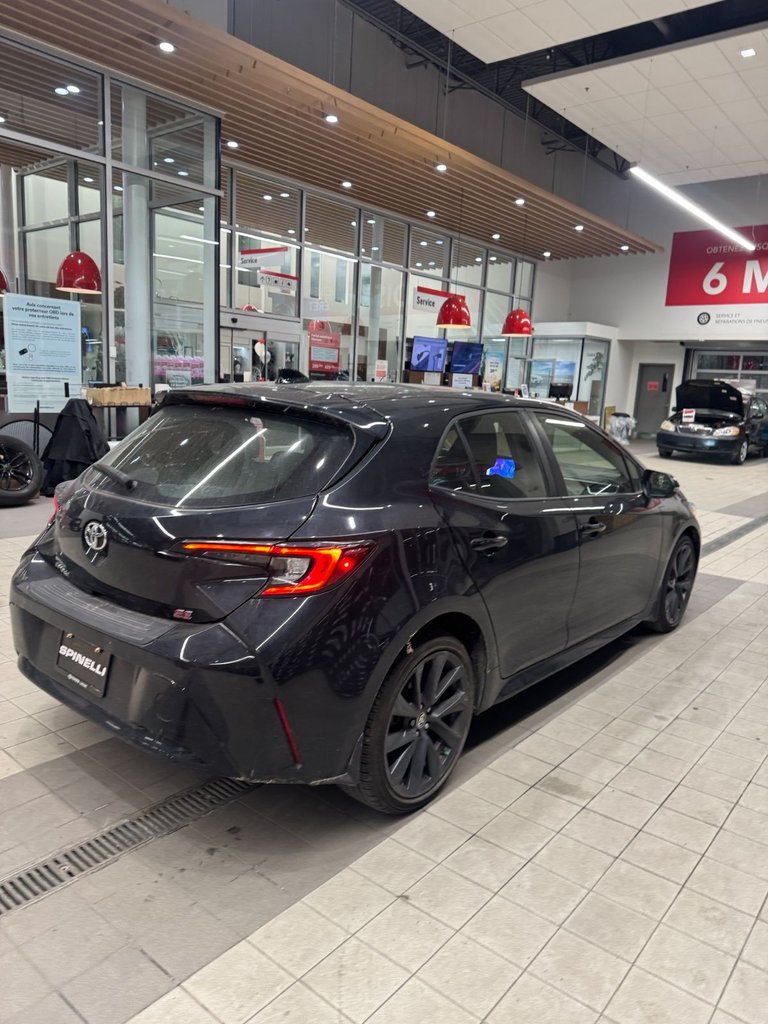 2023 Toyota Corolla Hatchback SE UPGRADE