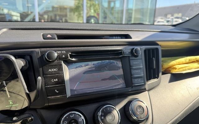 2018 Toyota RAV4 LE AWD