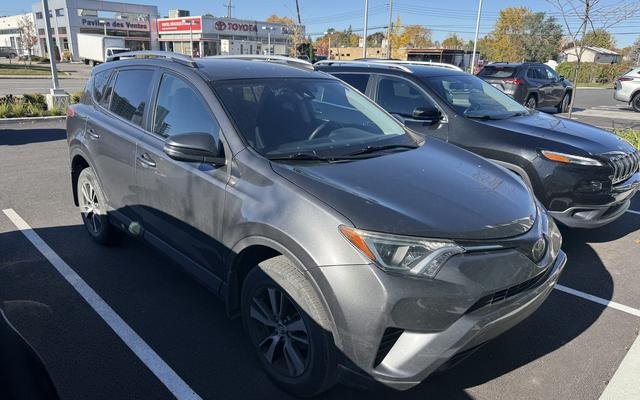 2018 Toyota RAV4 LE AWD