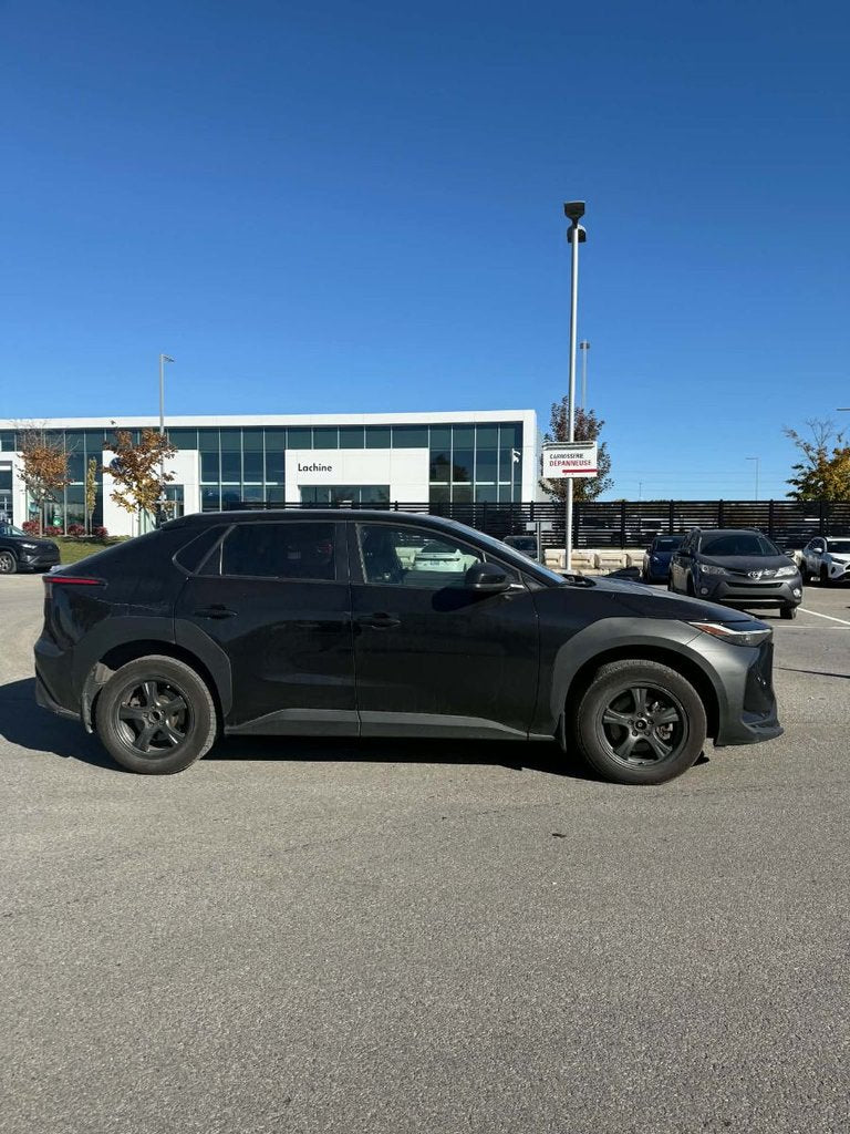 2024 Toyota bZ4X LE FWD