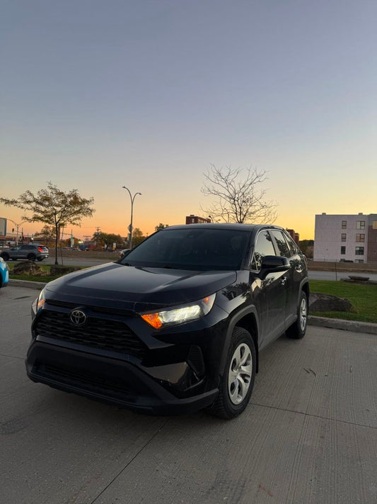 2022 Toyota RAV4 LE AWD