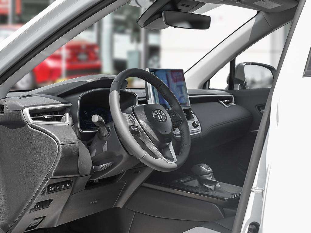 2026 Toyota Corolla Cross XLE AWD