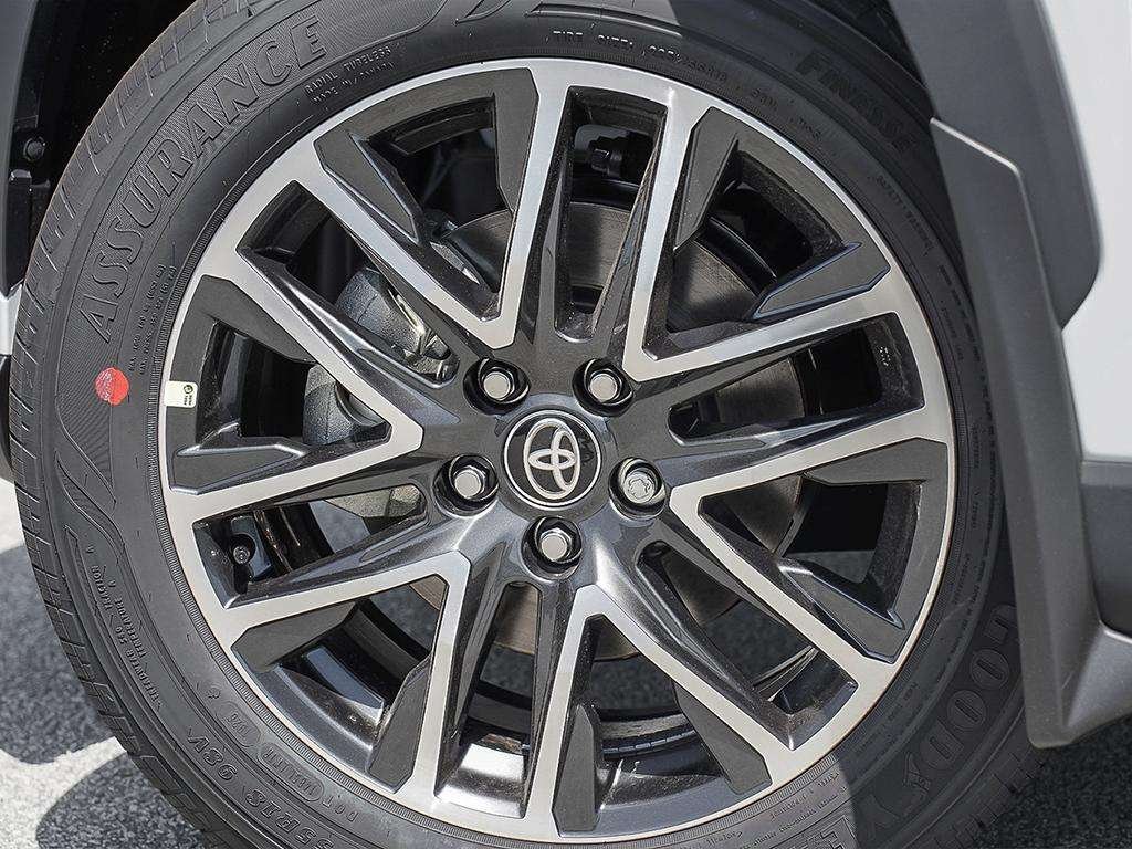 2026 Toyota Corolla Cross XLE AWD