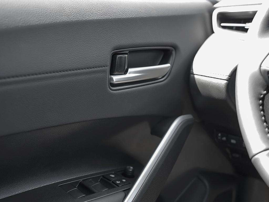 2026 Toyota Corolla Cross XLE AWD