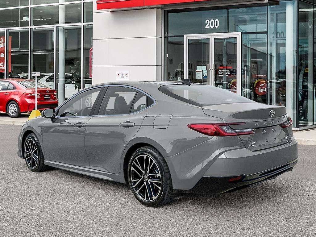 2026 Toyota Camry Hybrid XLE AWD