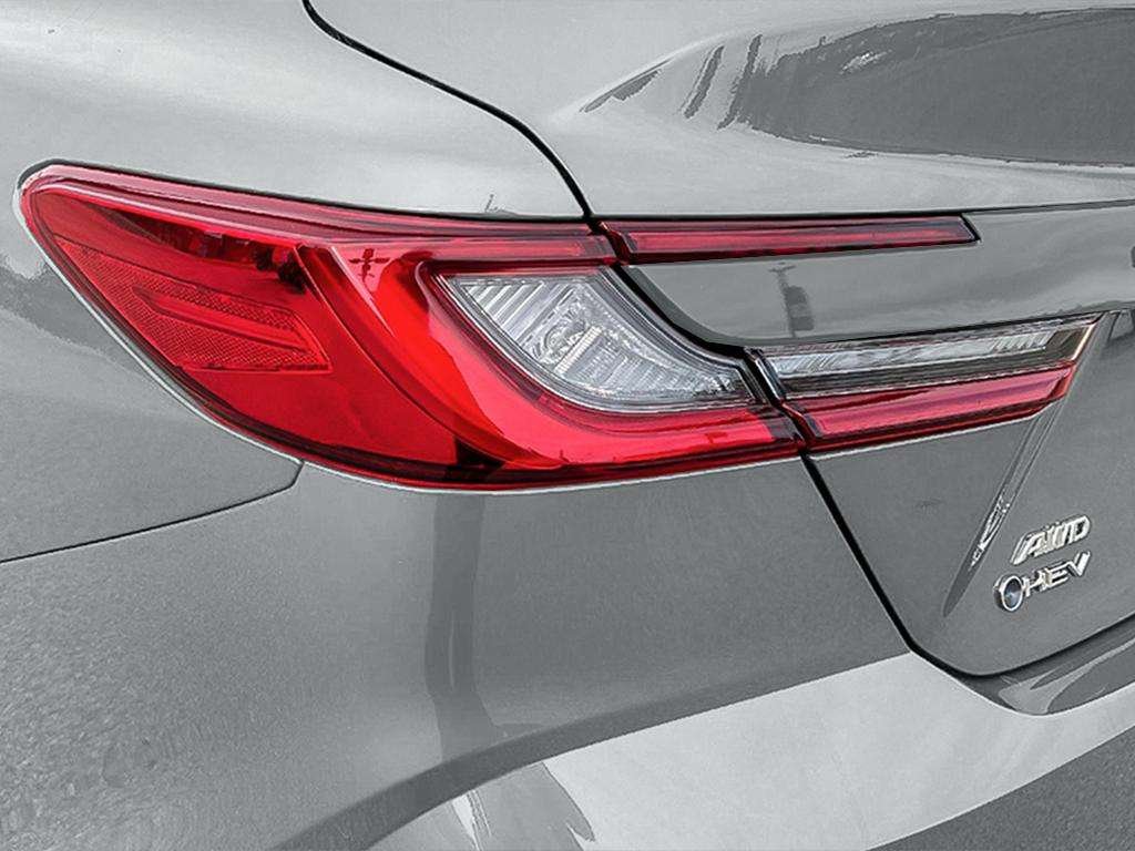 2026 Toyota Camry Hybrid XLE AWD