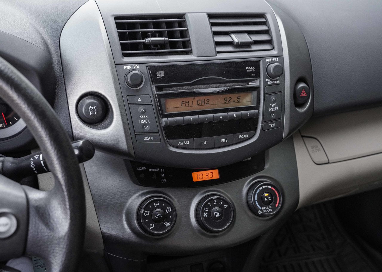 2011 Toyota RAV4 LE AWD