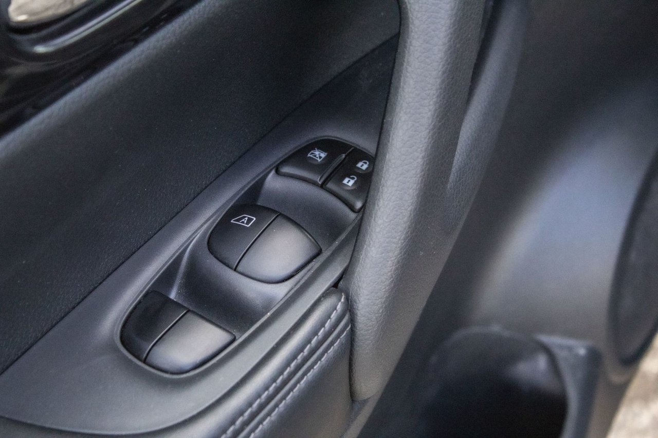 2017 Nissan Rogue S FWD