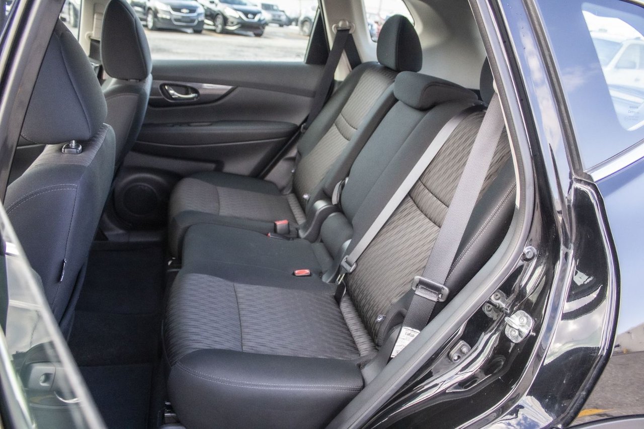 2017 Nissan Rogue S FWD