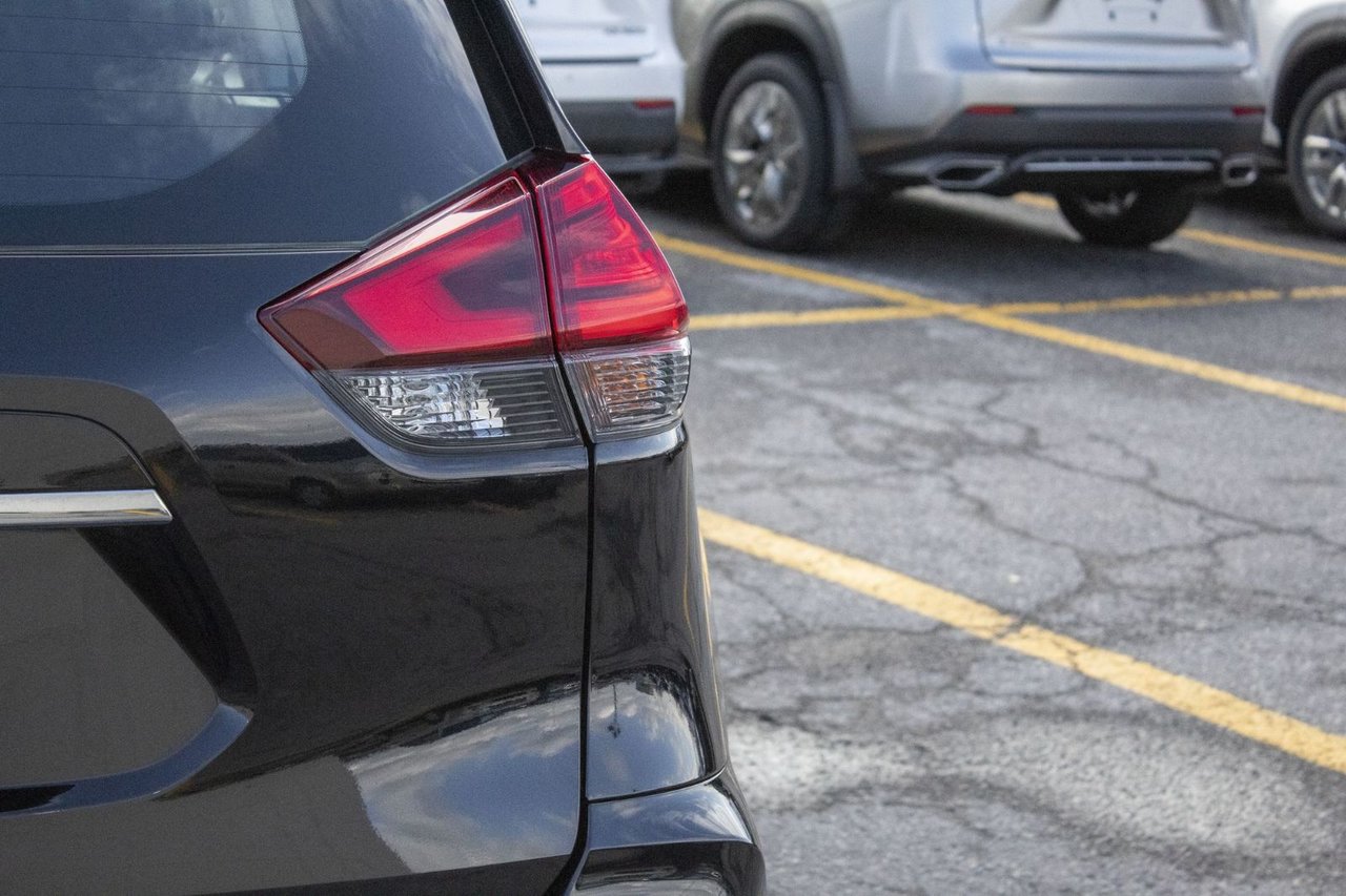 2017 Nissan Rogue S FWD