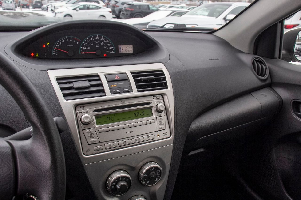 2009 Toyota Yaris CE