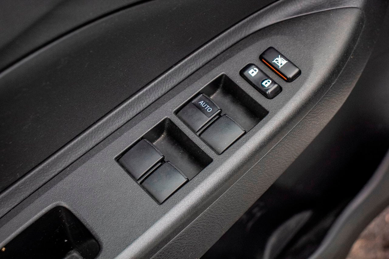 2009 Toyota Yaris CE