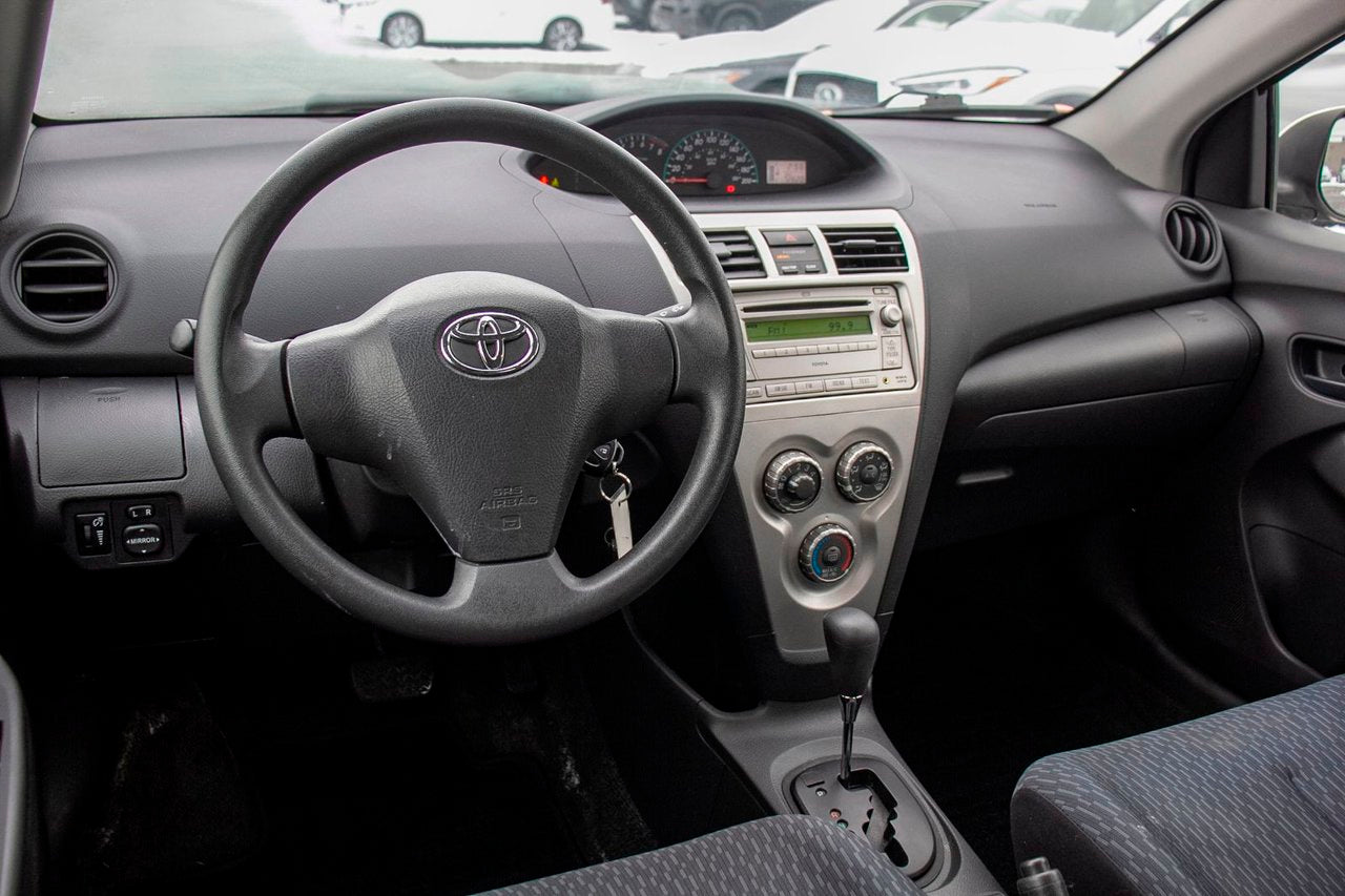 2009 Toyota Yaris CE