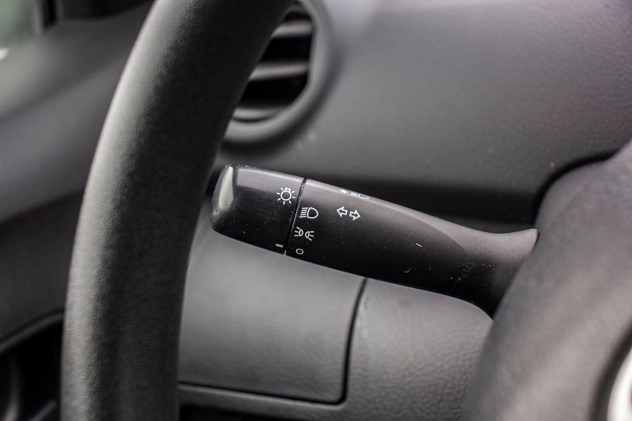 2009 Toyota Yaris CE